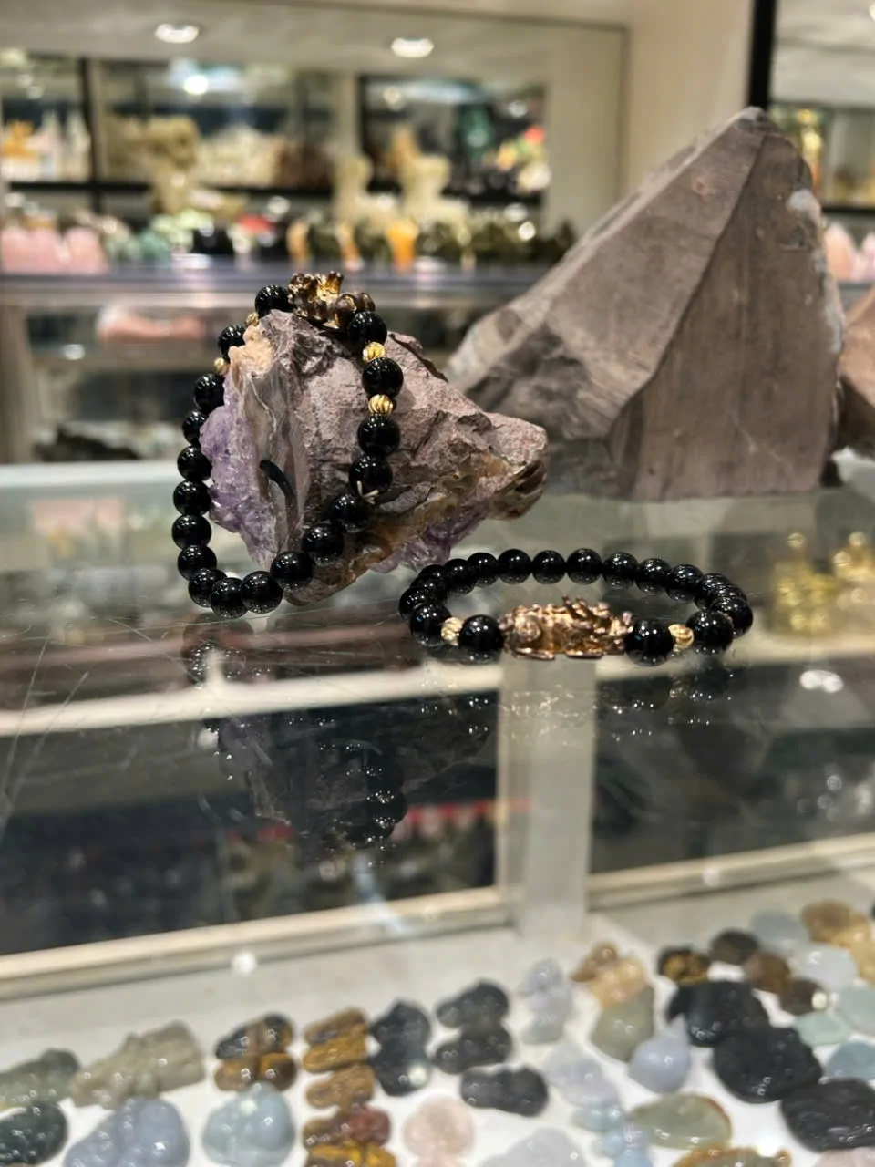Chuỗi mã não đen có Tỳ hưu Crôm vàng 10 li S6818